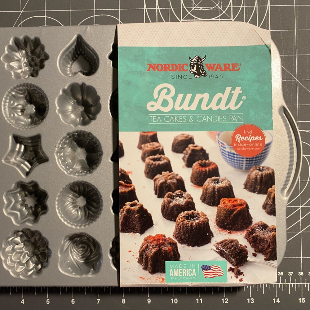 Nordic Ware tea cakes and candy pan #1